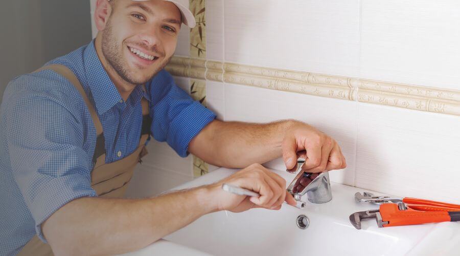 Local expert plumbing services in Creston, IL